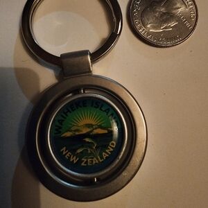 Waiheke Island New Zealand Metal Spinning Keychain "Melanie"